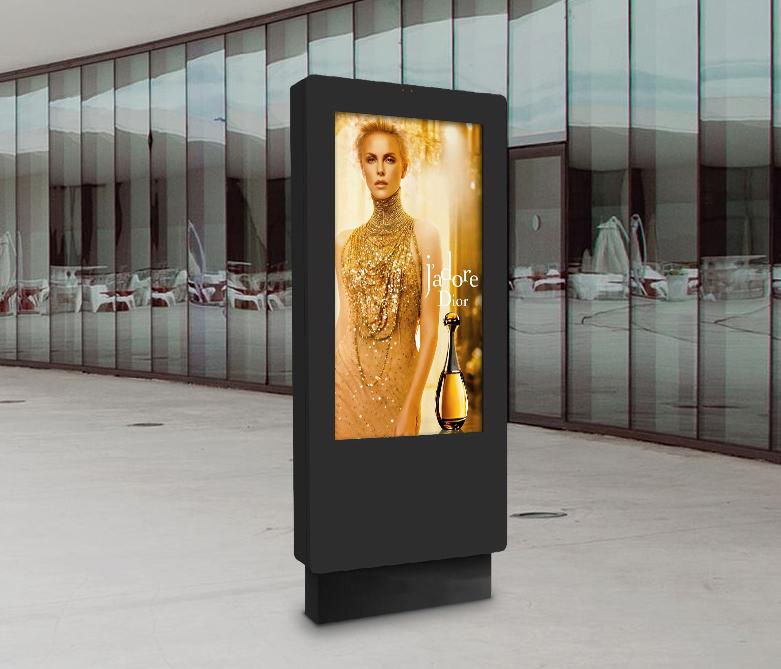 Freestanding 43" to 86" PCAP Outdoor Touch Screen Poster